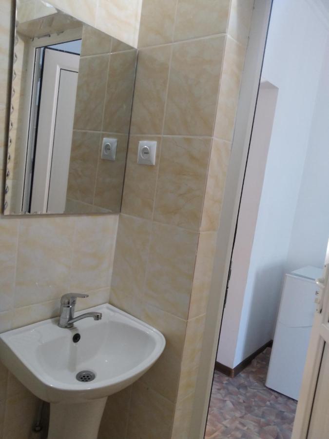 Guest House Arbat Cholponata Buitenkant foto