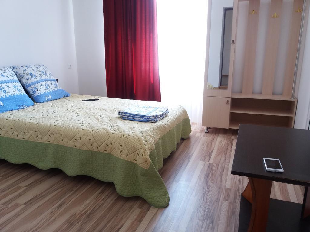 Guest House Arbat Cholponata Buitenkant foto