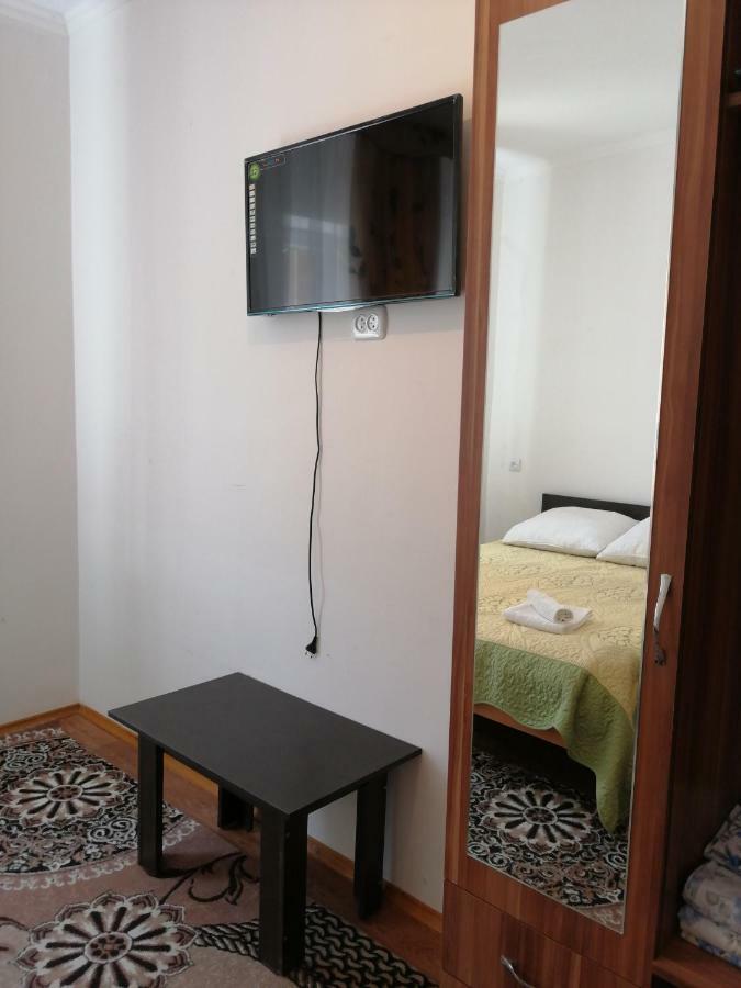 Guest House Arbat Cholponata Buitenkant foto